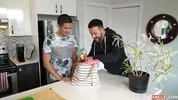 Le meilleur beau père – Teddy Torres & Alex Montenegro