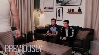 Mi presti il tuo uomo? — Roman Todd & Jax Thirio & Trevor Harris