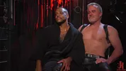 Dale Savage piesackt und fickt Micah Martinez
