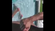 Scopato in una piscinetta