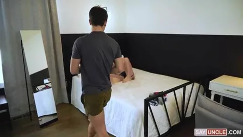 ¡Mi hermanastro es súper provocador! – Masyn Thorne & Blake Dyson