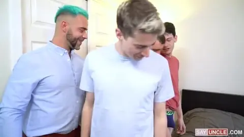 Petits mecs à initier - Teddy Torres, Markus Kage, Edward Terrant, Jake Nobello