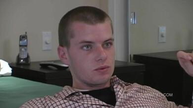 Hétero tem o pau polido