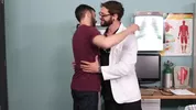 ¡El peligro del deseo! – Eddie Danger e Izzy Danger