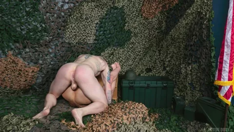 Soldados versáteis — Niko Carr e Jim Nasty