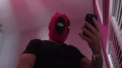 Se folla a su chico disfrazado de Deadpool