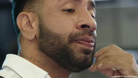 Le big boss *b*s* d'un employé – Jason Vario & Mateo Zagal