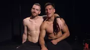 Bel étalon hétéro musclé, attaché et baisé – Jordan Boss & Sebastian Keys
