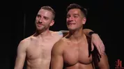 Bel étalon hétéro musclé, attaché et baisé – Jordan Boss & Sebastian Keys