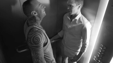 Sodomizzato a secco da uno stallone tatuato — Dylan James & Ethan Chase