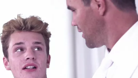 Daddy masse un Jh en profondeur – Beau Reed & Jake Hill