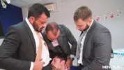 L’année au bureau se finit en défonce royale — Diego Reyes, Drew Dixon, Joe Gillis & Sir Peter