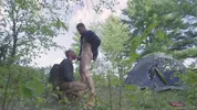 Escursionisti fanno sesso nel loro campeggio — Jeremy London e Derek Thibeau