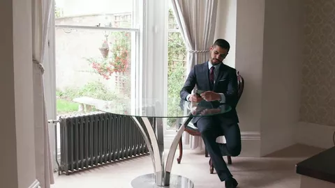 Totale Unterwerfung unter den Chef — Sir Peter & Valentin Amour