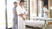Massage 5 étoiles avec un beau masseur arabe – Arad Winwin & Elliot Finn
