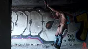 Allein mit Ricky Larkin in einer verlassenen Fabrik