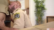 Bulle von Kollegen erpresst — Leo Silva & Killian Knox
