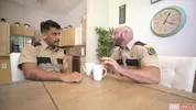 Bulle von Kollegen erpresst — Leo Silva & Killian Knox