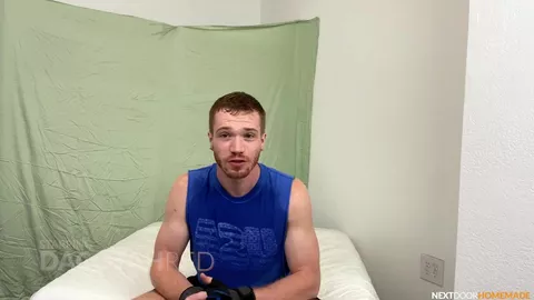 Rouquin jouit 3 fois la même journée