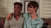 Jeune débutant dépucelé par un beau gosse black – Damien Ellis & Caleb Gray