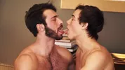 Flirt torride – Jarec Wentworth & Justin Owen