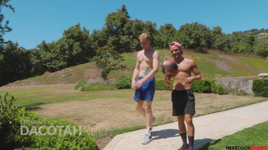 Mi primo carnal Dacotah – Dacotah Red & Beaux Banks