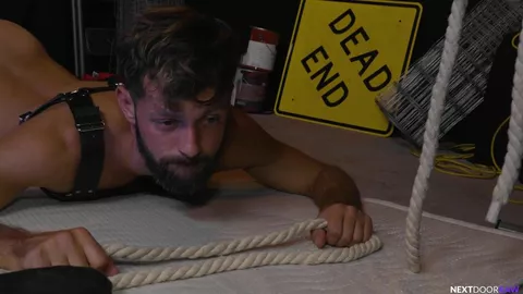 Legato e scopato (BDSM) – Johnny B & Andre Grey