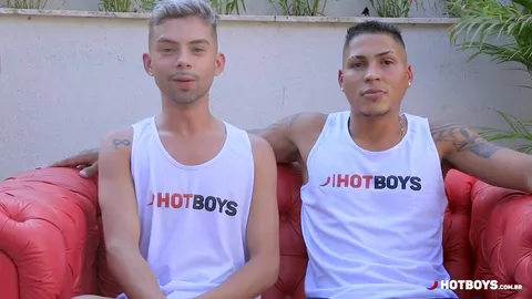 Mon cul offert à un bad boy – Junior Rodrigues & Augusto