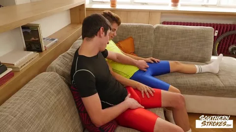 Junge Radler reiten gern Schwänze – Austin Cook & Jack Finix