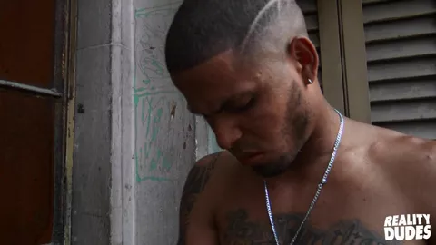 Cremige Facial für einen heißen Mischling