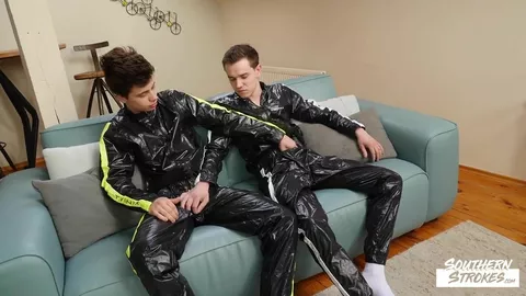 Les jeunes footeux s'enculent – Vitali Kutcher & Austin Cook