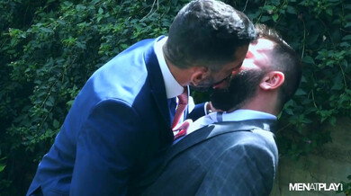 L'organisateur de mariage et le marié – Joe Gillis & Leo Grin