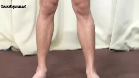 Oliver se pajea para un casting porno