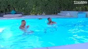 Sodomía potente al borde de la piscina — Tony Orion & Alessio Romero