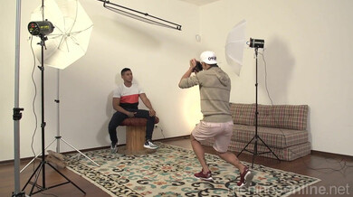 Gut bestücktes brasilianisches Model fickt den Fotografen