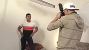 Mannequin brésilien à grosse bite baise le photographe