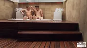 Role quente no jacuzzi — Matias & Thiago