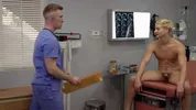 O médico vasculha meu cu fundo — Nick Fitt & Taylor Reign