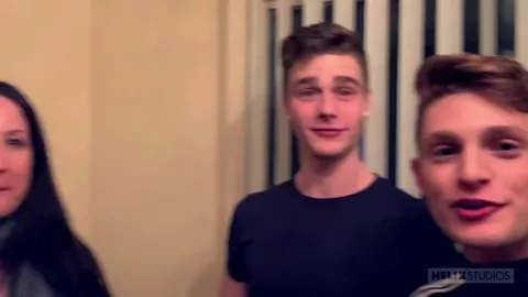 Inside Helix: Alex Riley & Garrett Kinsley