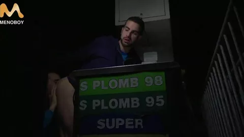 Exhib en la gasolinera