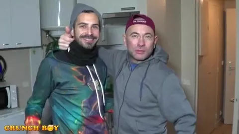 Heißes Auto-Reverse mit ROMAN TIK