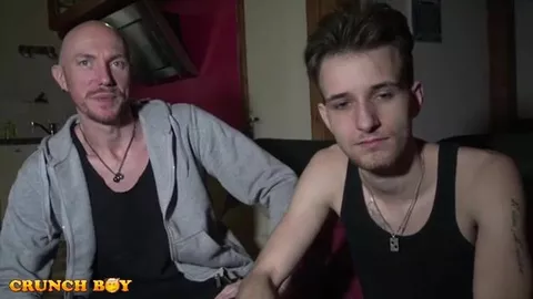 Le casting porno de Kevin ROANNE par KYLE de LYON