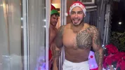 Deux gros cadeaux pour Noël, je suis gâté ! — Viktor Rom & Alessio Veneziano