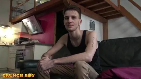 El sexy lionés Kyle ABALLO se folla a Jess