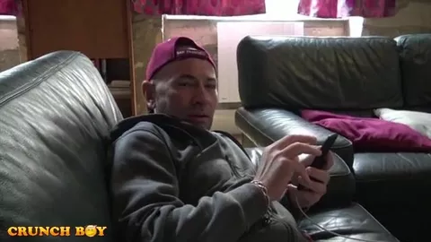 Der sexy Lyoner Kyle ABALLO fickt Jess