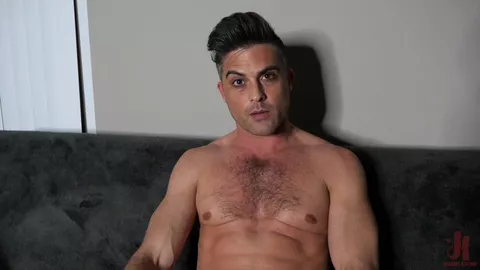 Lance Hart en plaisir avec son gros gode