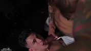 Boomer Banks dose le sexy Kuper Ryan