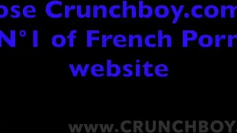 Minet afeminado levado no cru por um mano latino