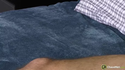 Hombre natural guapo — Piotr Watts