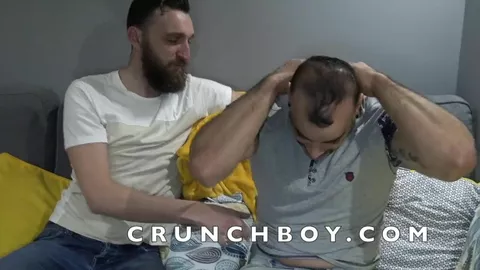 Barbudo sub dominado por um dom árabe